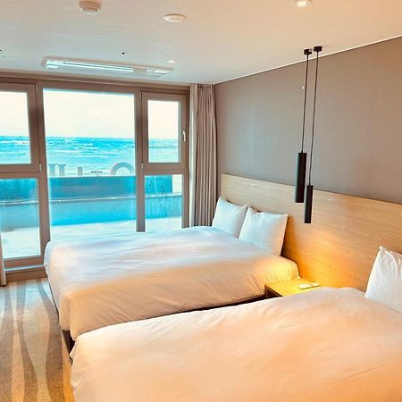 Saint Beach Hotel Jeju Exterior photo