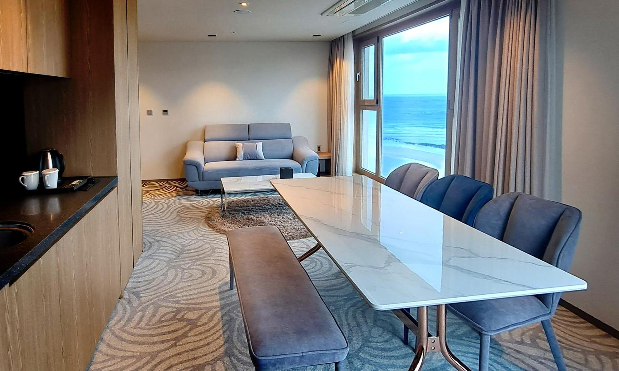 Saint Beach Hotel Jeju Exterior photo