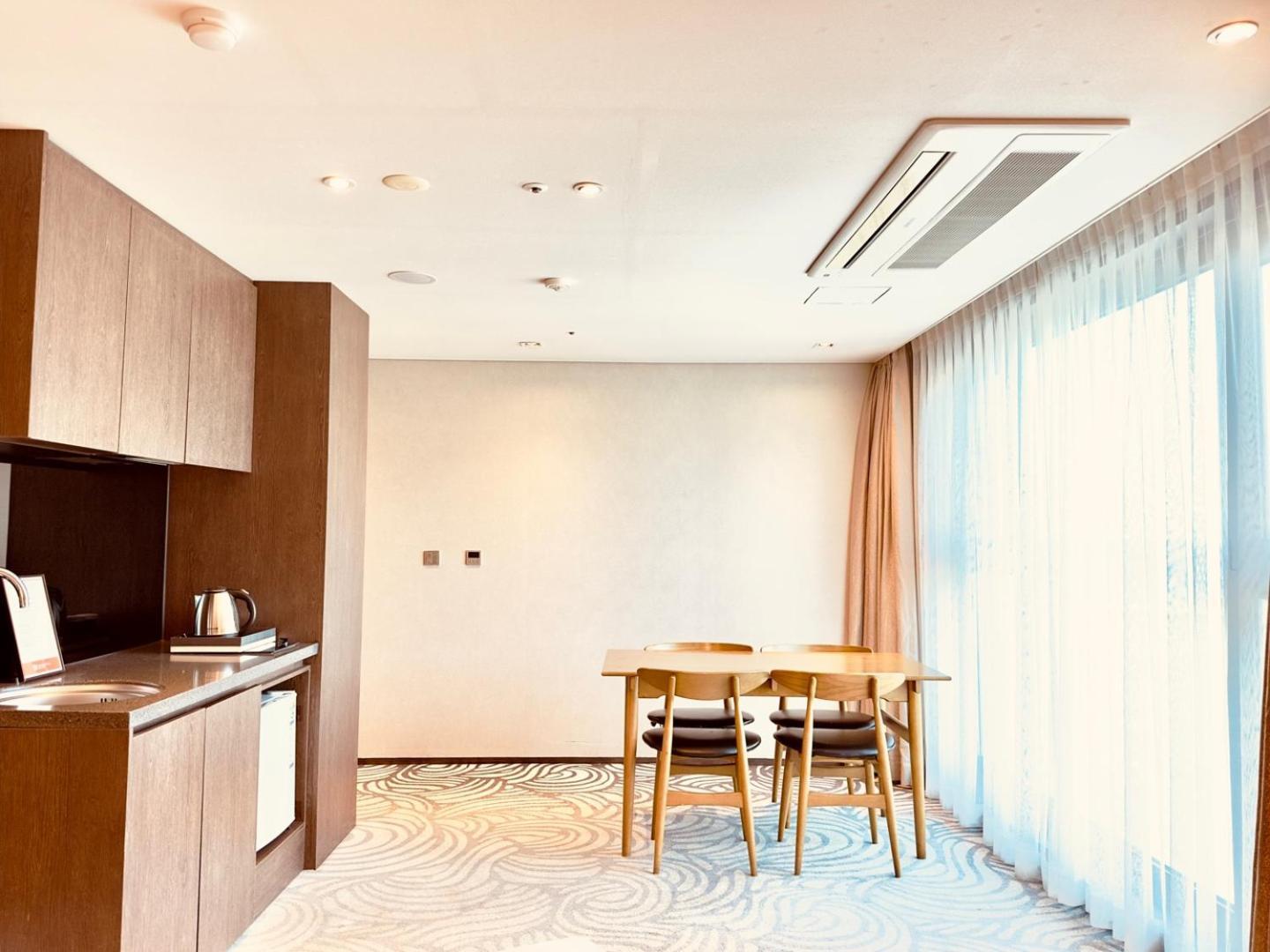 Saint Beach Hotel Jeju Exterior photo