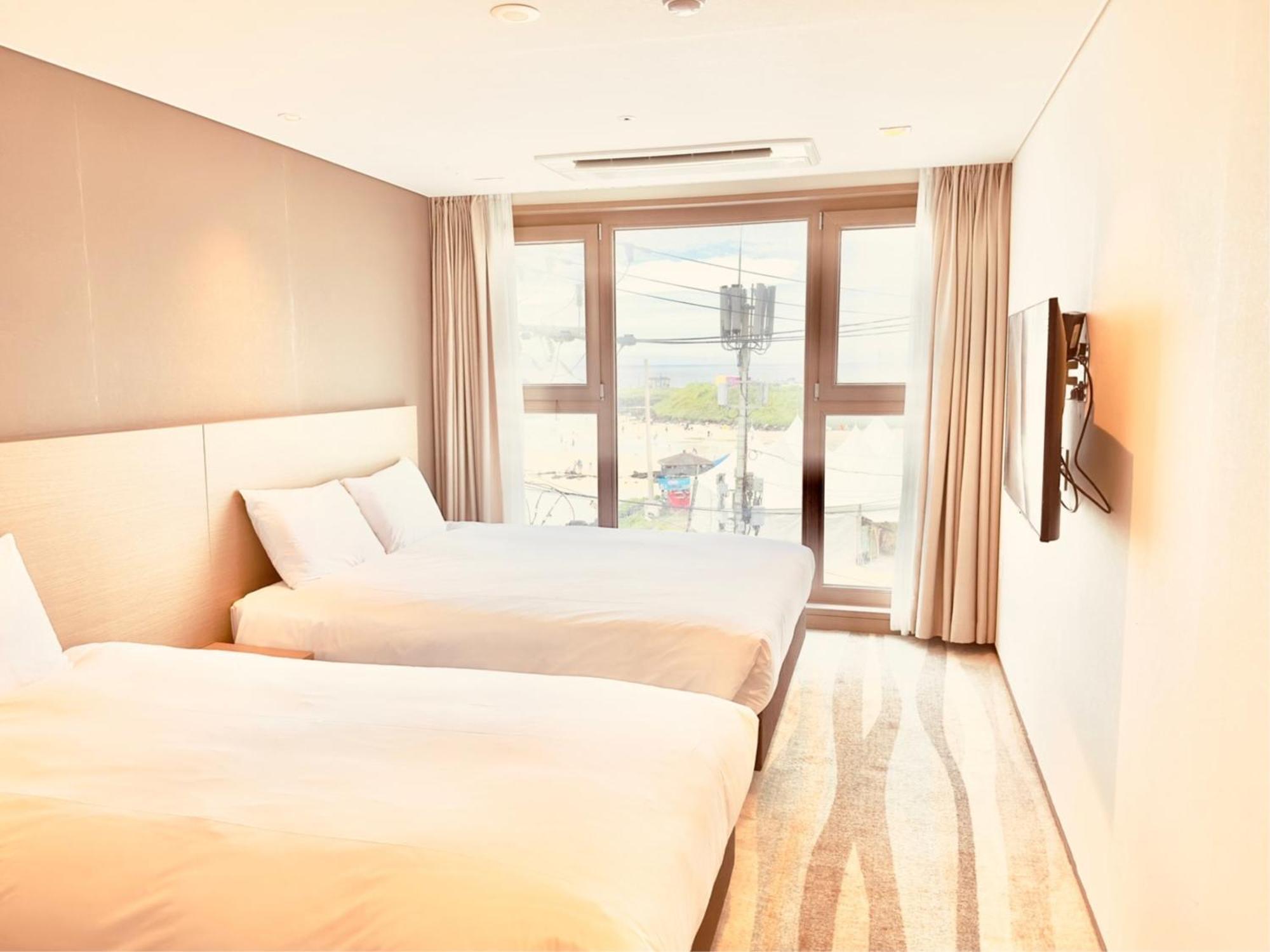 Saint Beach Hotel Jeju Exterior photo